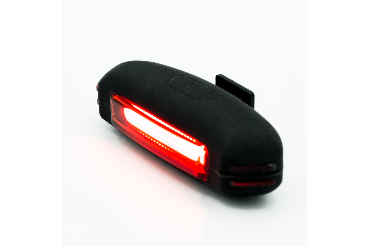 Eclairage vélo LED Arrière P&A à rechargement USB Eclairage vélo LED Arrière P&A à rechargement USB