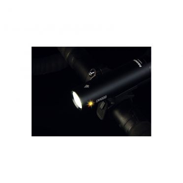 Eclairage avant USB pour vélo Ravemen CR1000