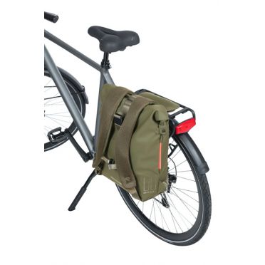 Sacoche / Sac à dos vélo à LED Basil SoHo 17L