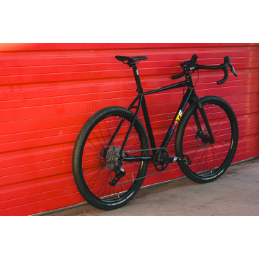 Vélo gravel State Bicycle 6061 Black Label All-Road Sram Apex
