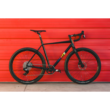 Vélo gravel State Bicycle 6061 Black Label All-Road Sram Apex