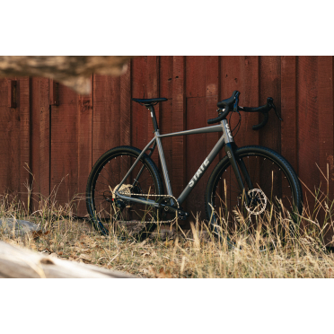 Vélo gravel State Bicycle 6061 Black Label All-Road
