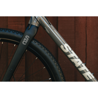 Vélo gravel State Bicycle 6061 Black Label All-Road