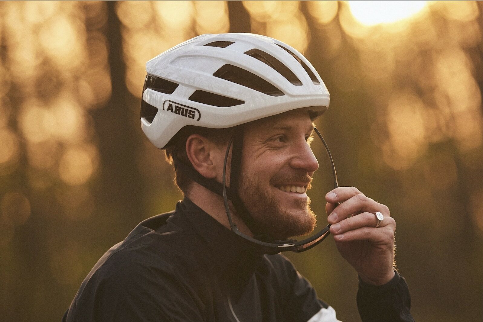 Casque vélo de route Abus Powerdome