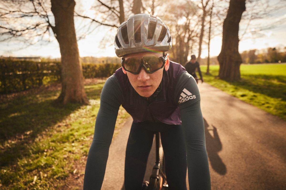 Casque vélo de route Abus Powerdome