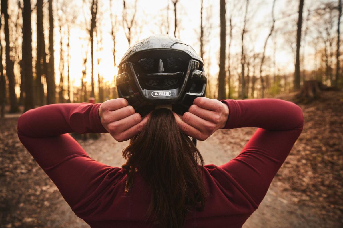 Casque vélo de route Abus Powerdome