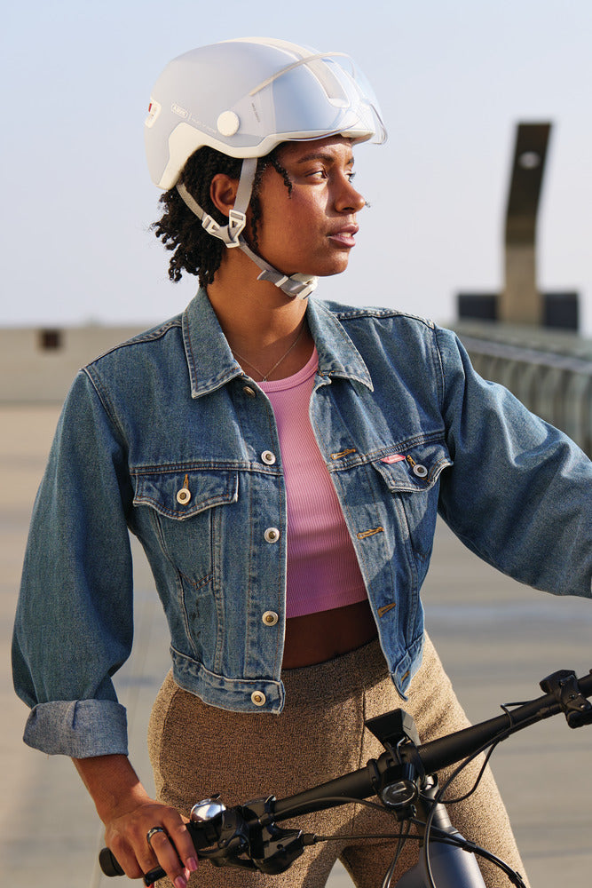 Casque vélo urbain à visière Abus HUD-Y ACE à éclairage Intégré