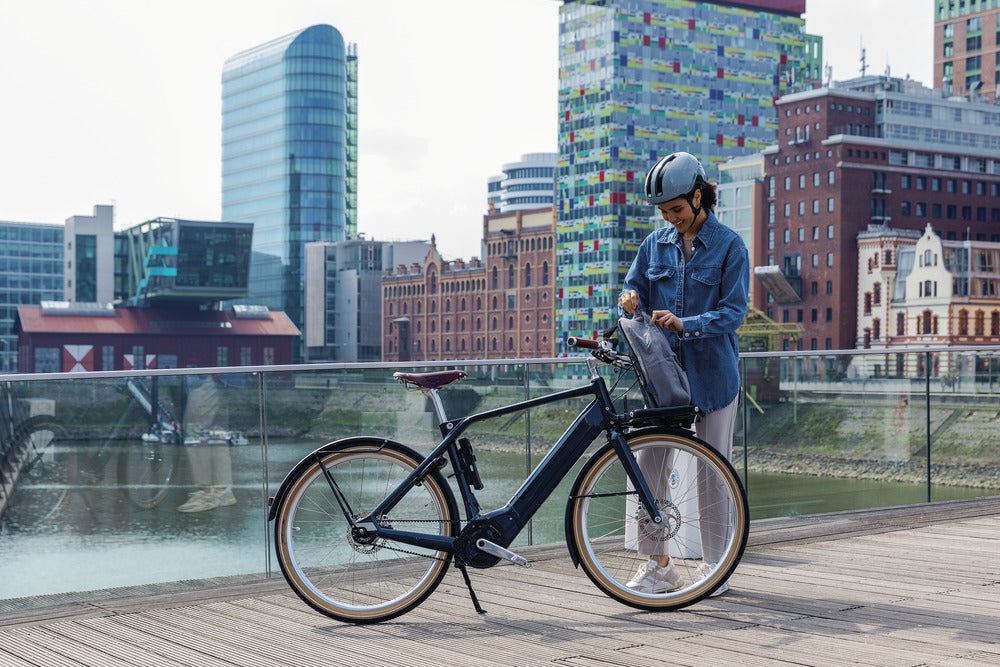 Casque vélo Urbain Abus HUD-Y à Eclairage Intégré
