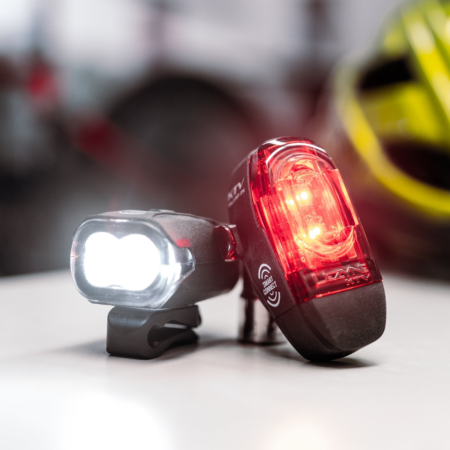 Combo éclairage vélo LED Lezyne KTV Smart Pro