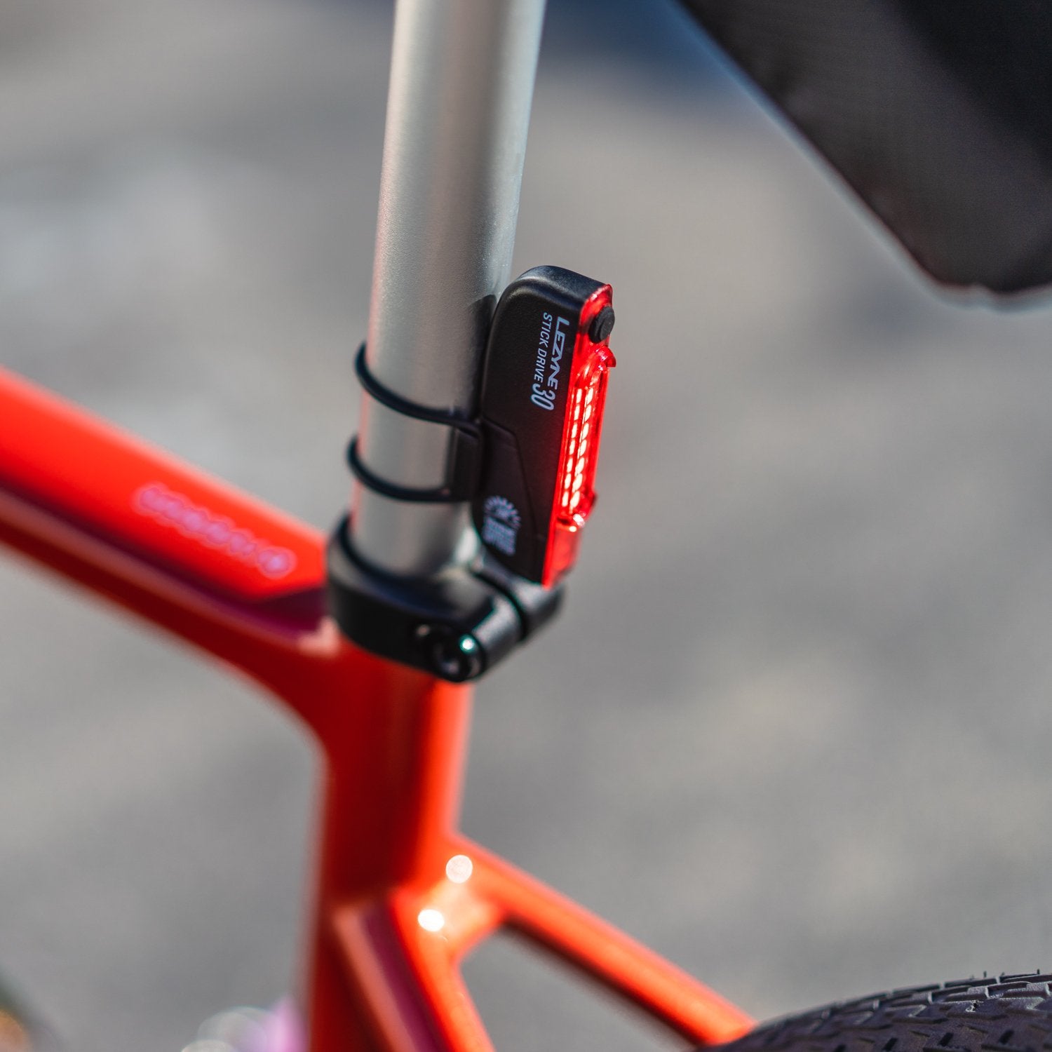 Eclairage arrière vélo LED Lezyne Stick Drive