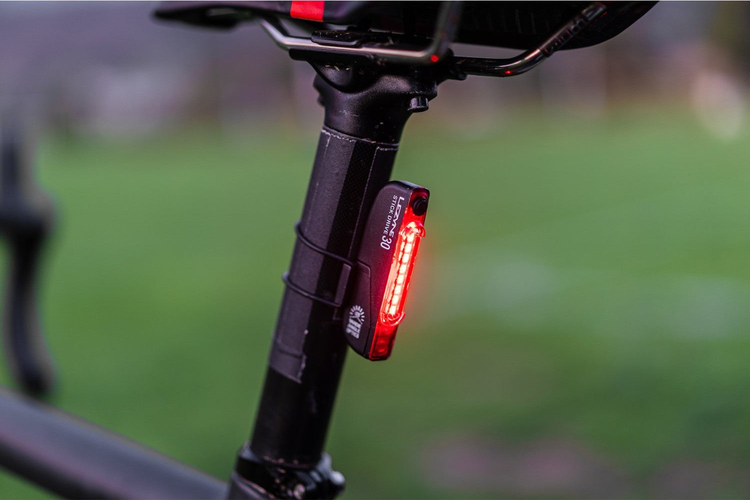 Eclairage arrière vélo LED Lezyne Stick Drive