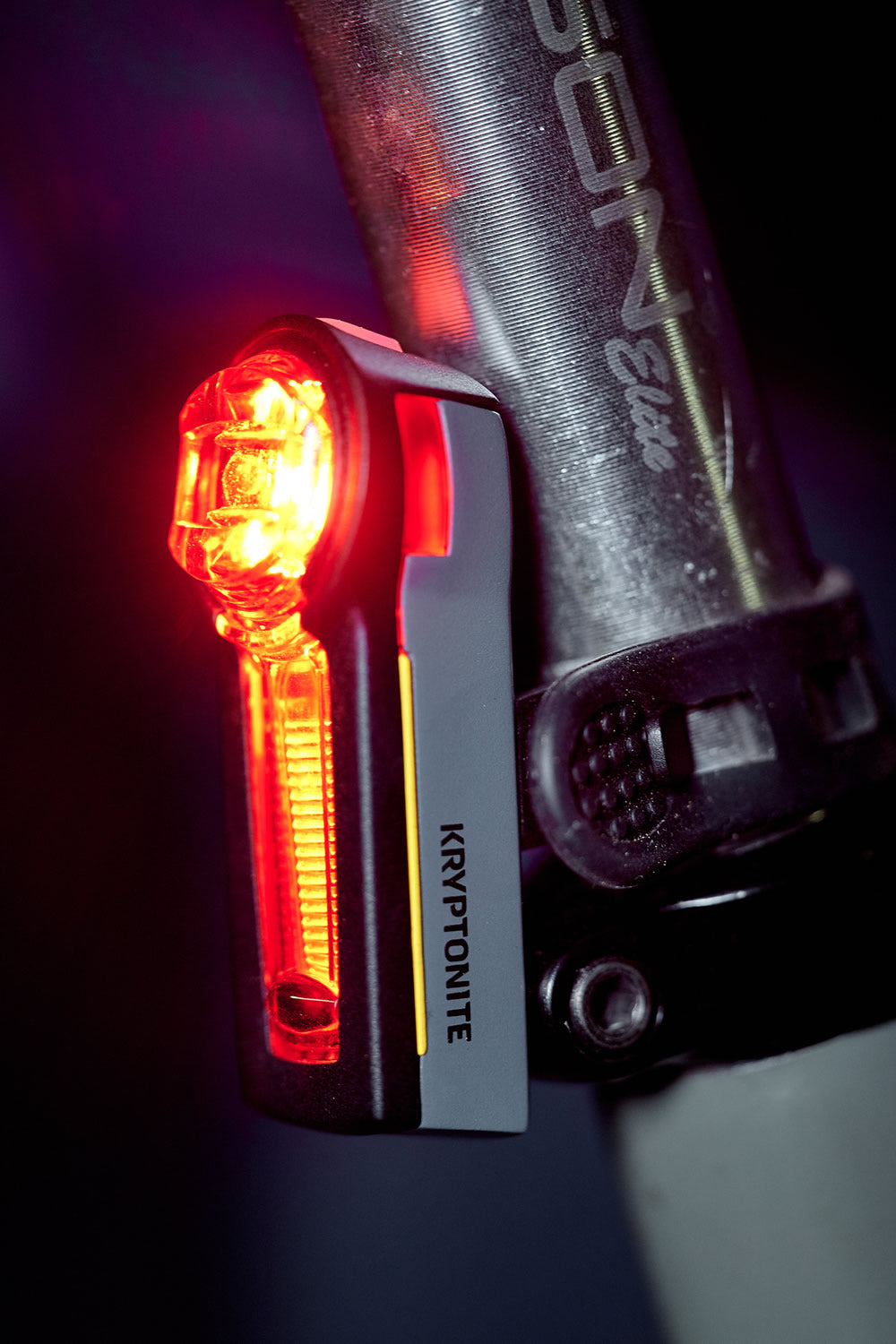 Eclairage vélo arrière avec feu stop LED Kryptonite Incite XBR