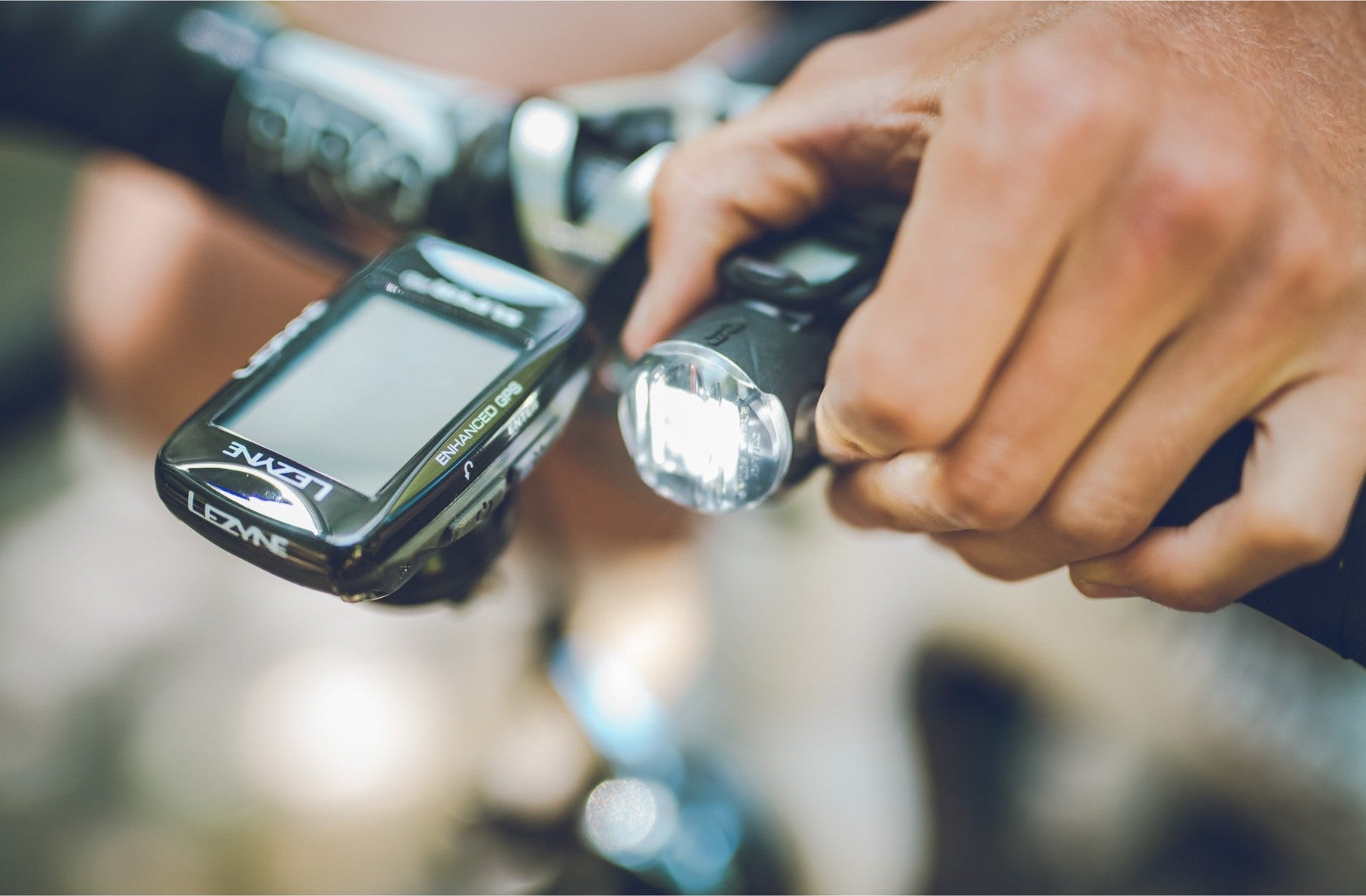 Eclairage vélo LED Lezyne Femto USB Drive