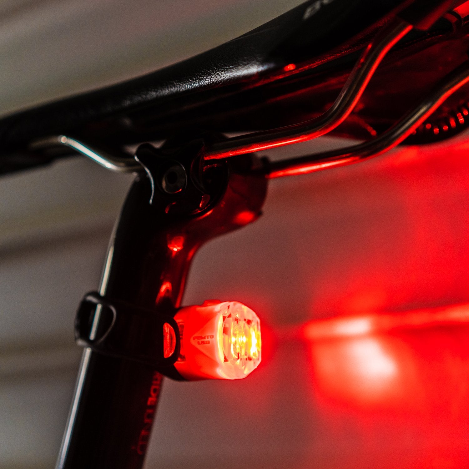 Eclairage vélo LED Lezyne Femto USB Drive