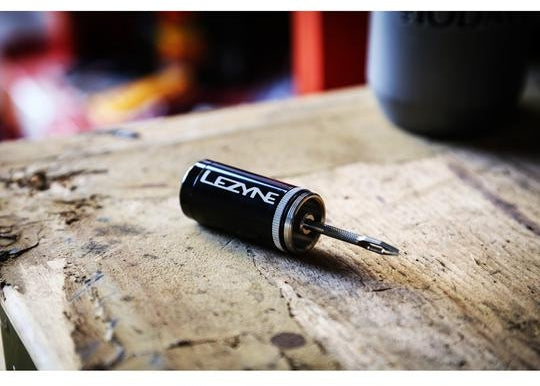 Kit de réparation Tubeless Lezyne