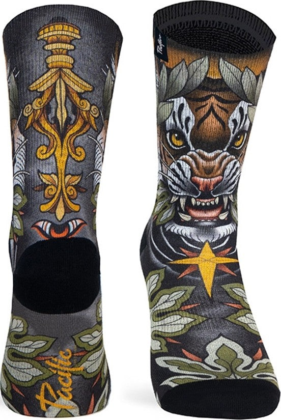 Paire de chaussettes cycliste Pacific & Co - Roar by Alvaro Alonso