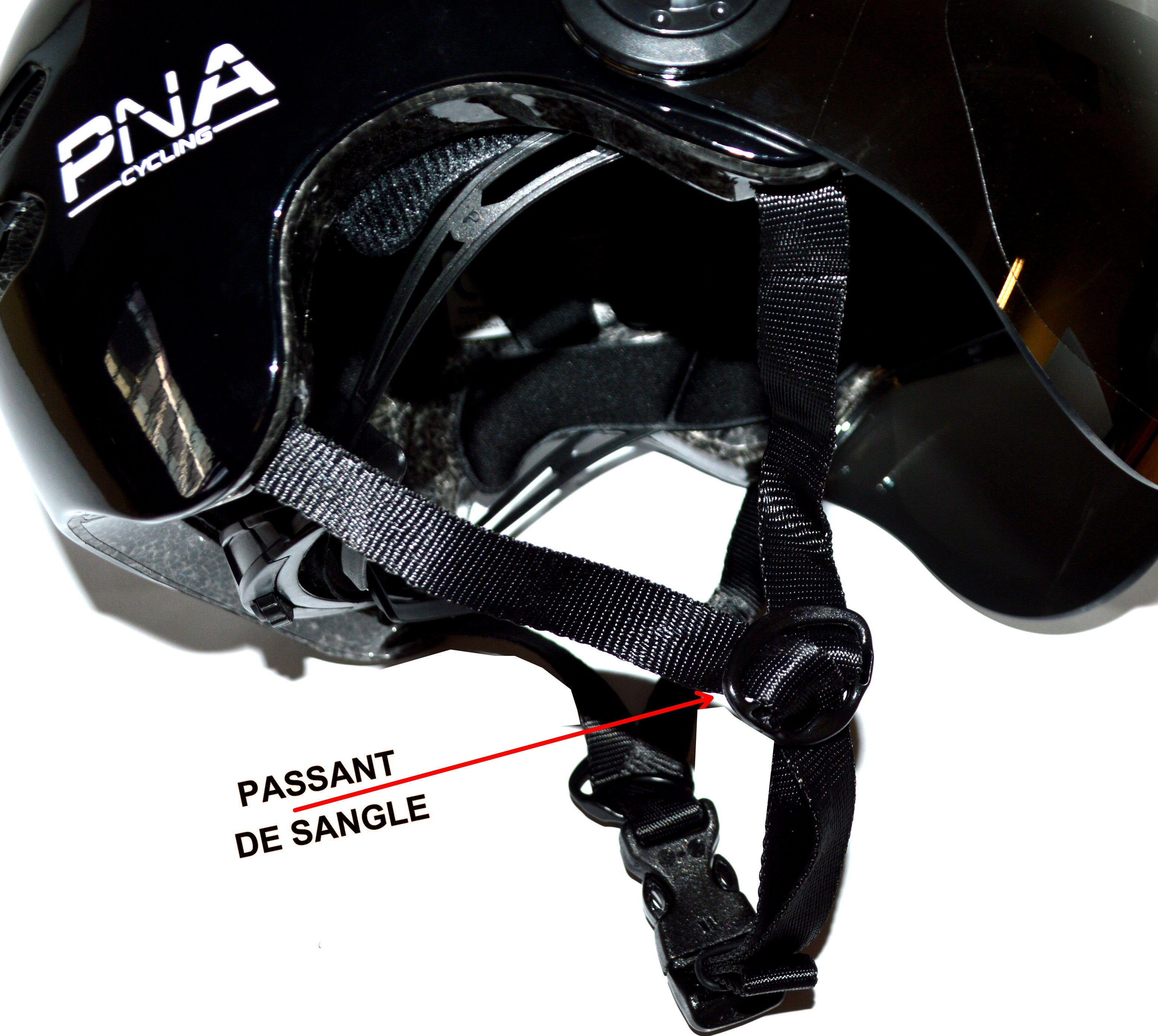 Passant de sangle pour casque de vélo