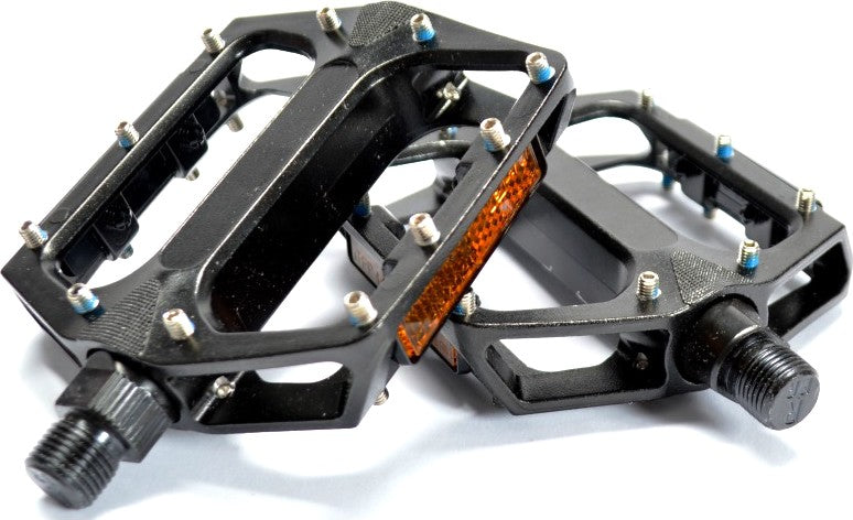 PNA bicycle pedals with screwed lugs