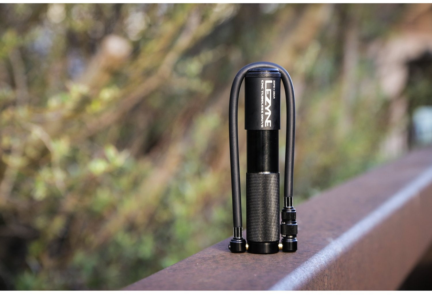 Pompa manuale Lezyne CNC Tubeless Drive