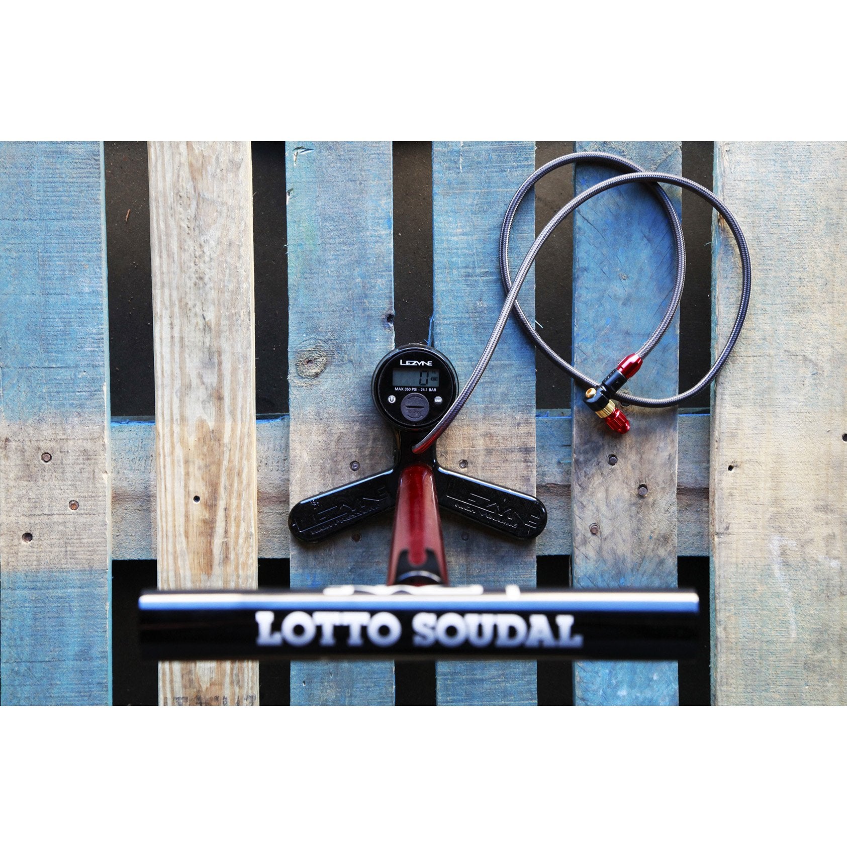 Pompe à pied Lezyne CNC Floor Drive