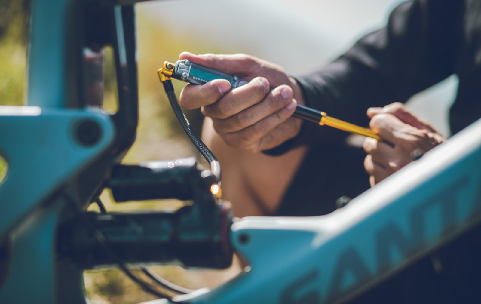 Bomba de alta presión para suspensión de bicicleta con manómetro digital Lezyne Digital Shock Drive