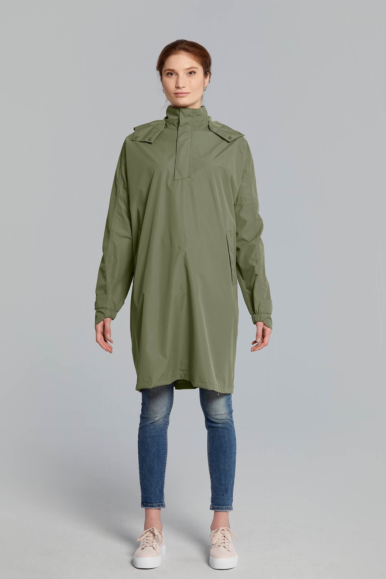 Basil Mosse Unisex Rain Poncho
