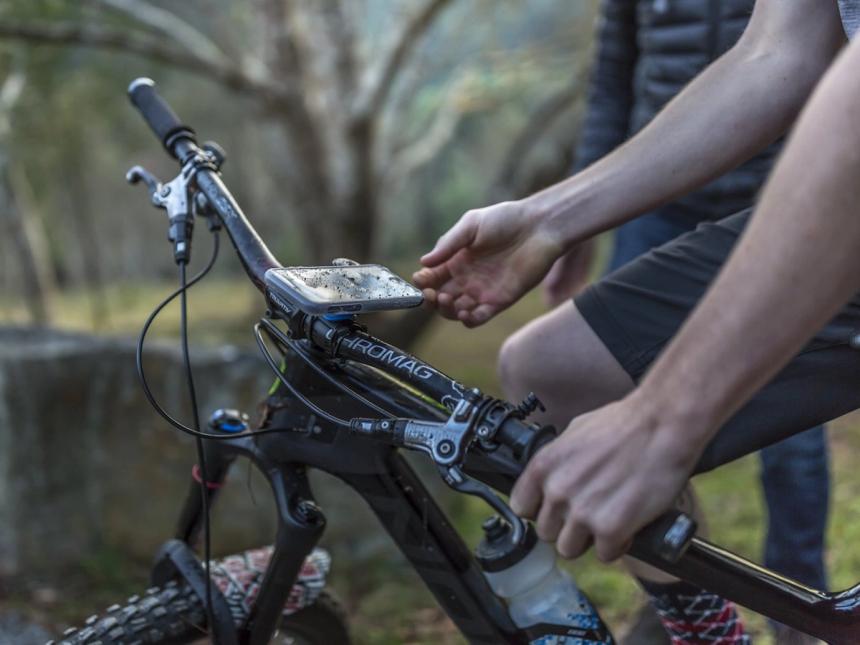 Poncho de protection Quad Lock pour Smartphone