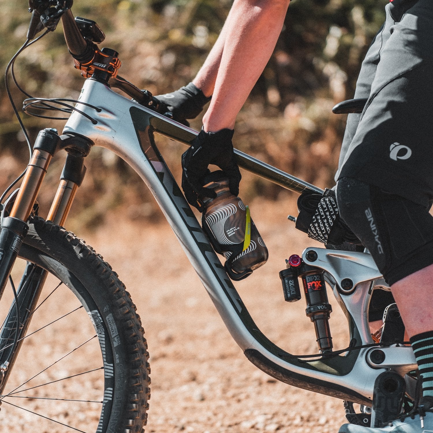 Porte-bidon Lezyne Matrix Team Cage