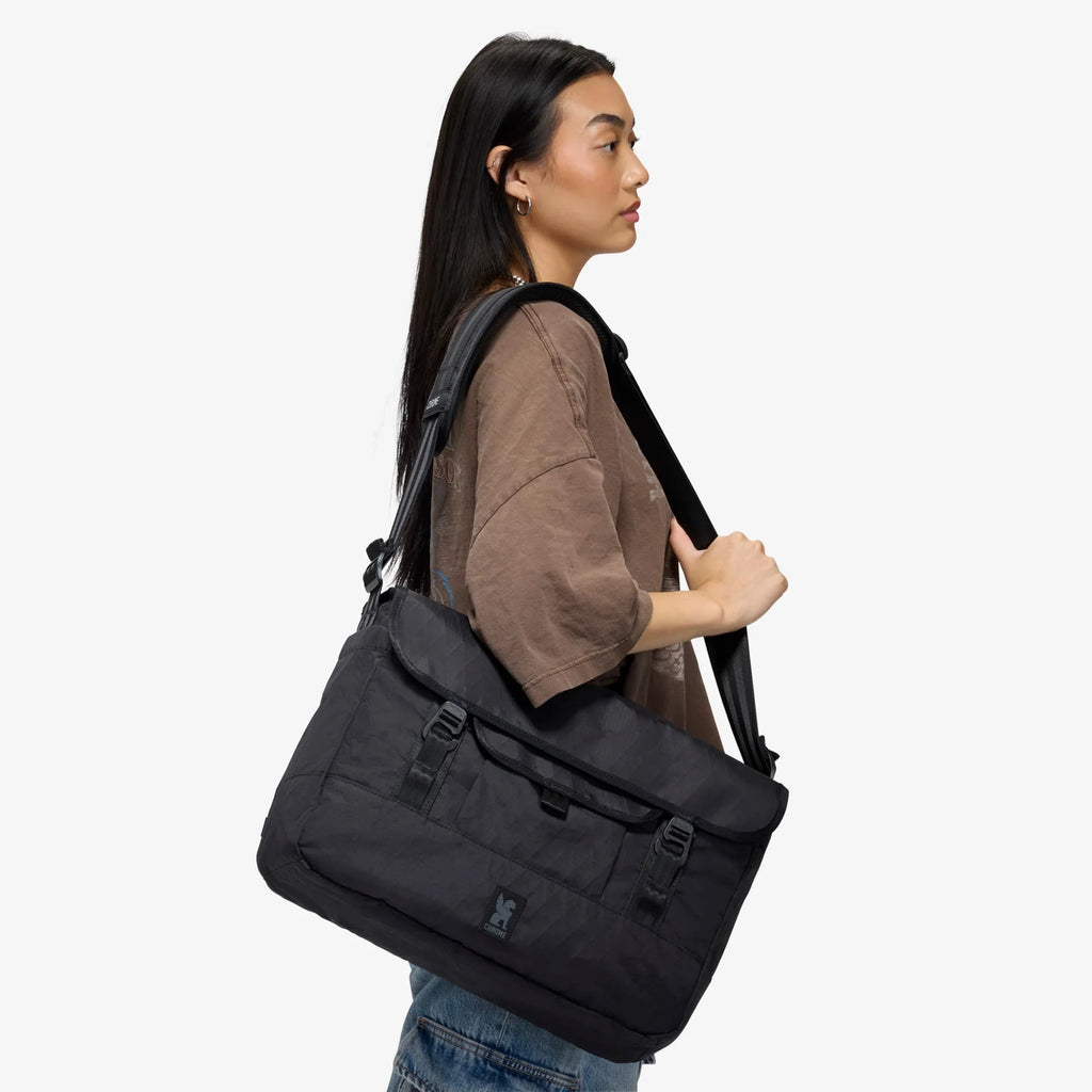 Borsa a tracolla Messenger Midtown da 20 litri di Chrome