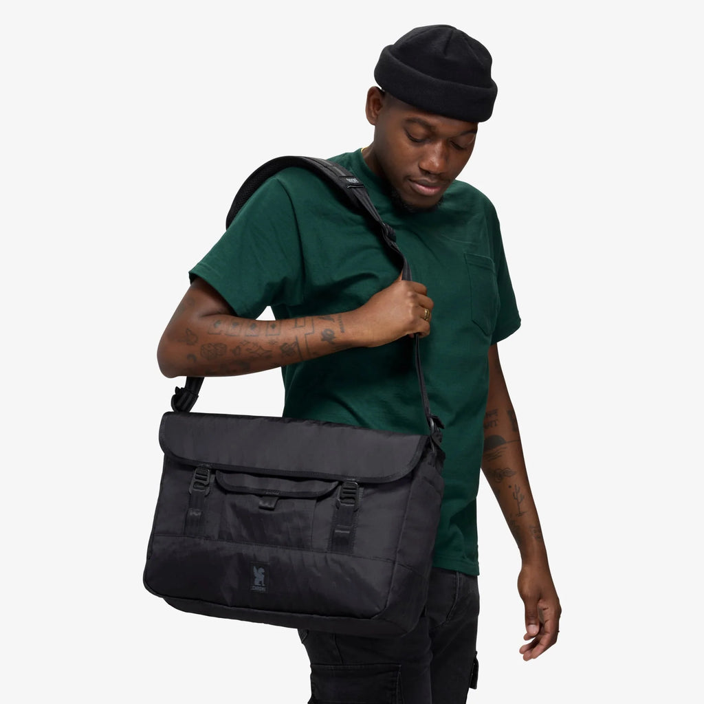 Borsa a tracolla Messenger Midtown da 20 litri di Chrome