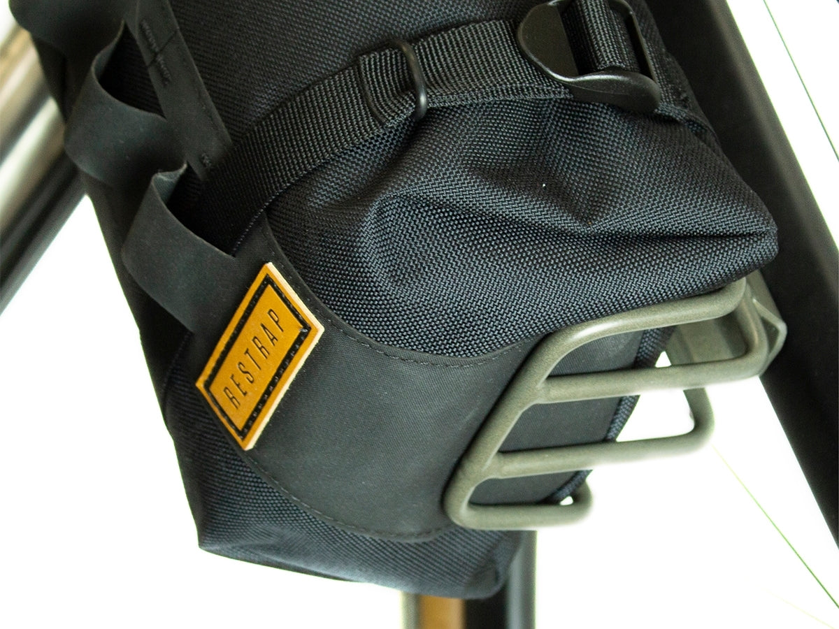 Riallacciare la borsa della forcella