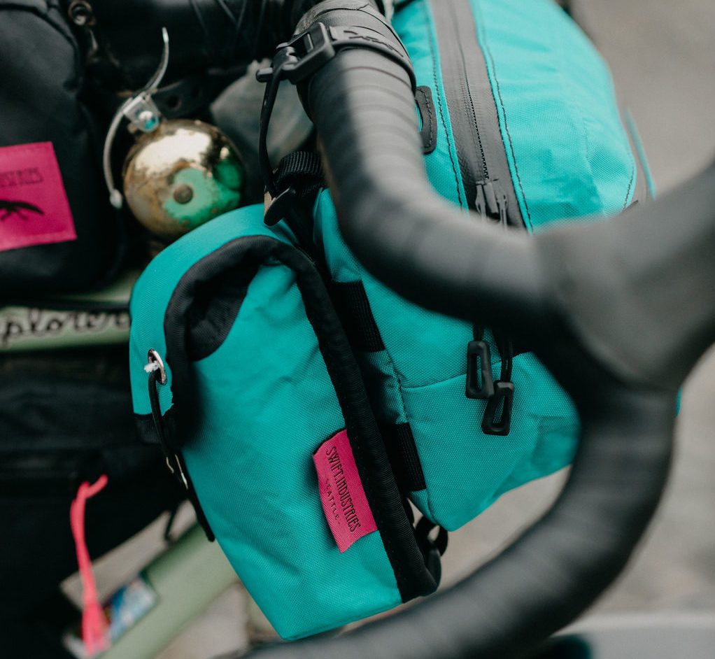 Bolsa de manillar Swift Industries Kestrel