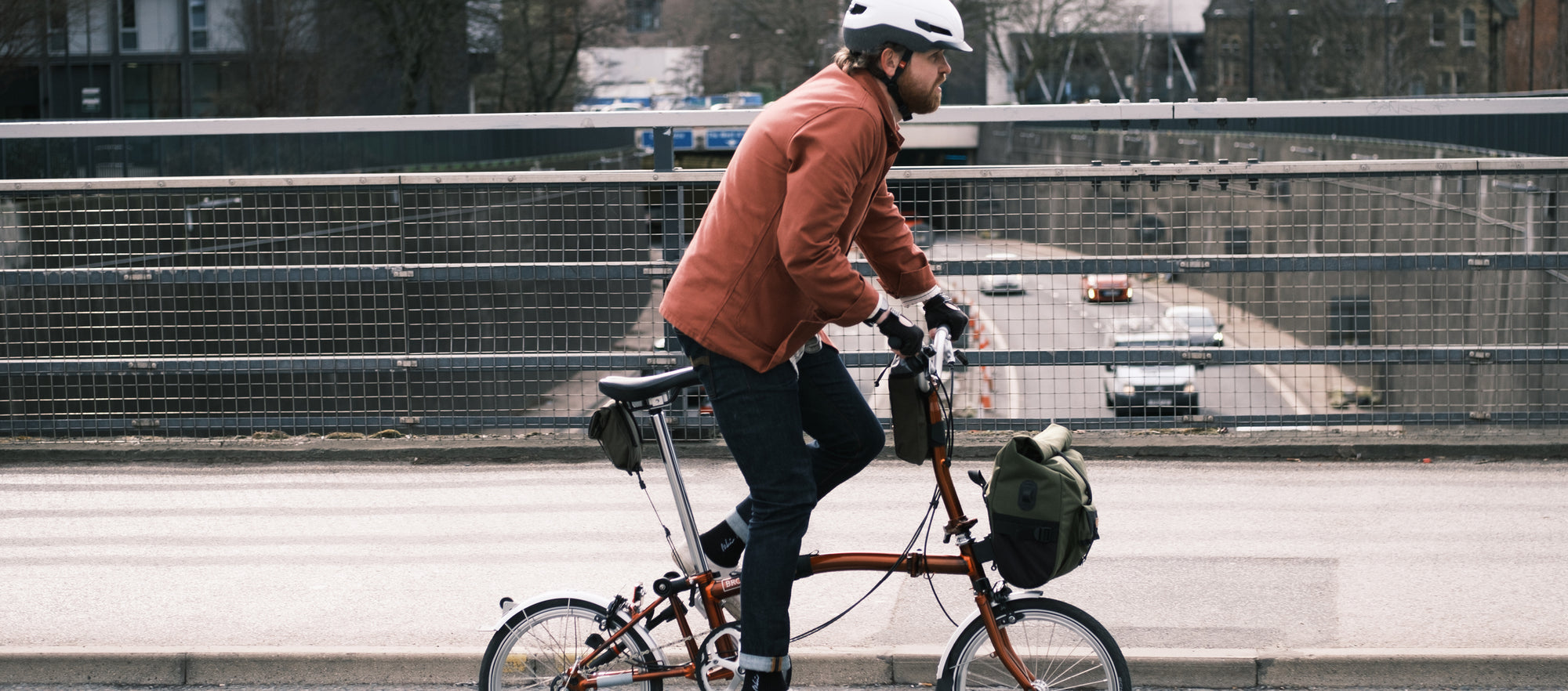 Restrap City Range alforja para bicicletas plegables - negro