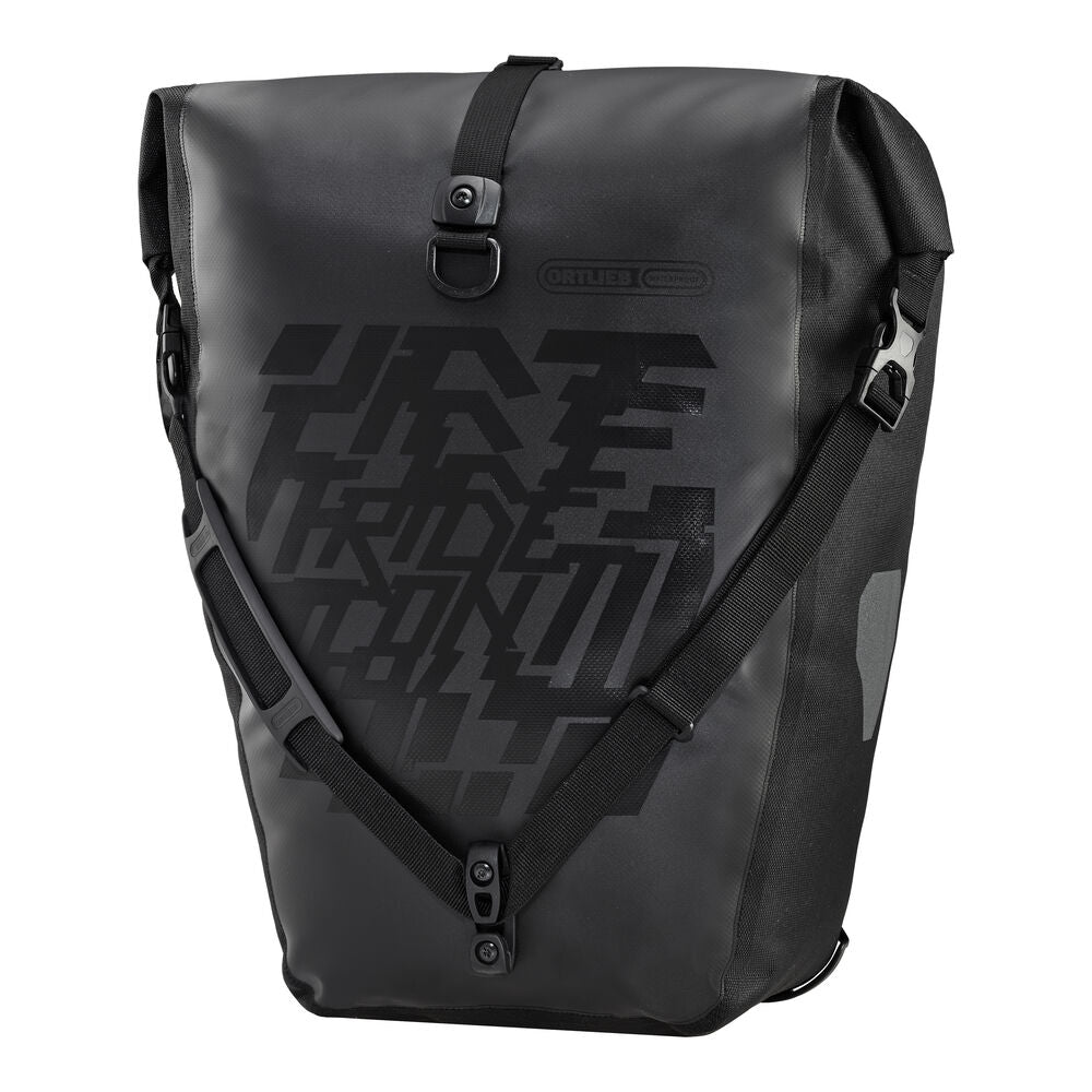 Ortlieb Back-Roller Design bicycle bag for luggage rack