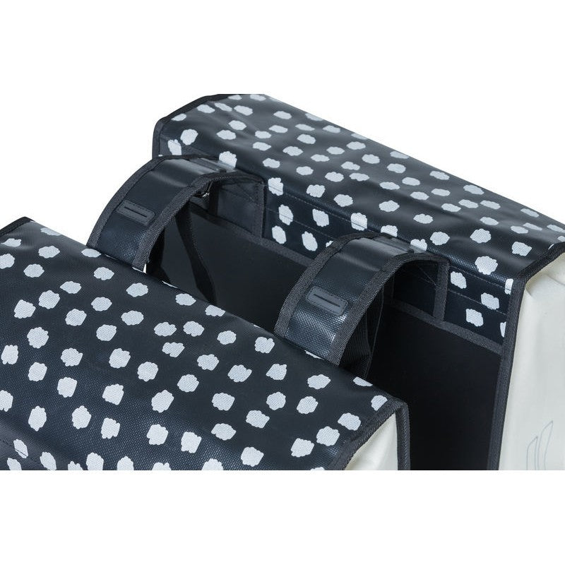 Black reflective / White