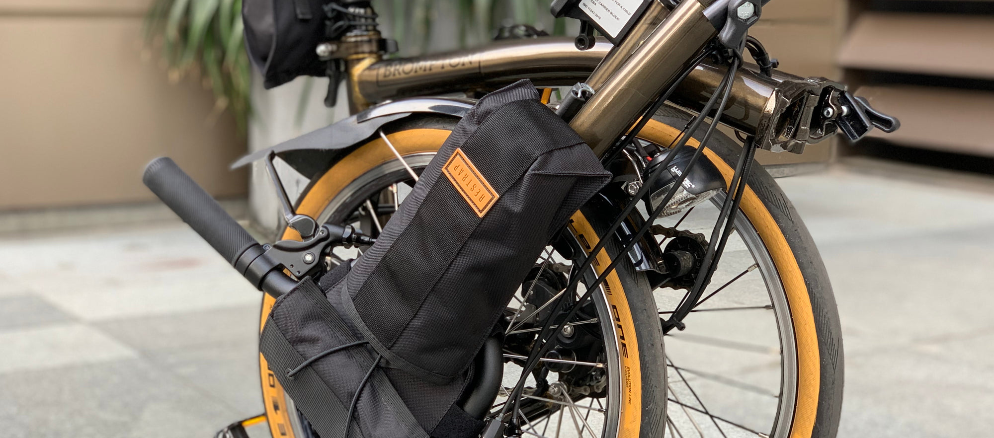 Sacoche Restrap City Bike Stem bag pour vélo pliant - noir