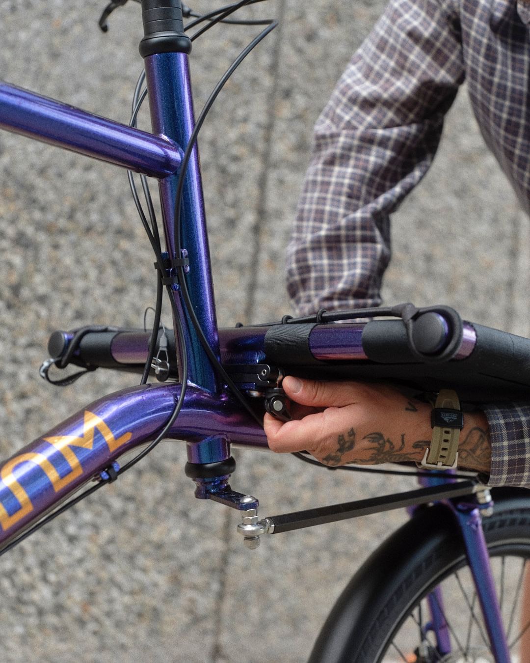 Support inclinable pour plateforme avant Omnium