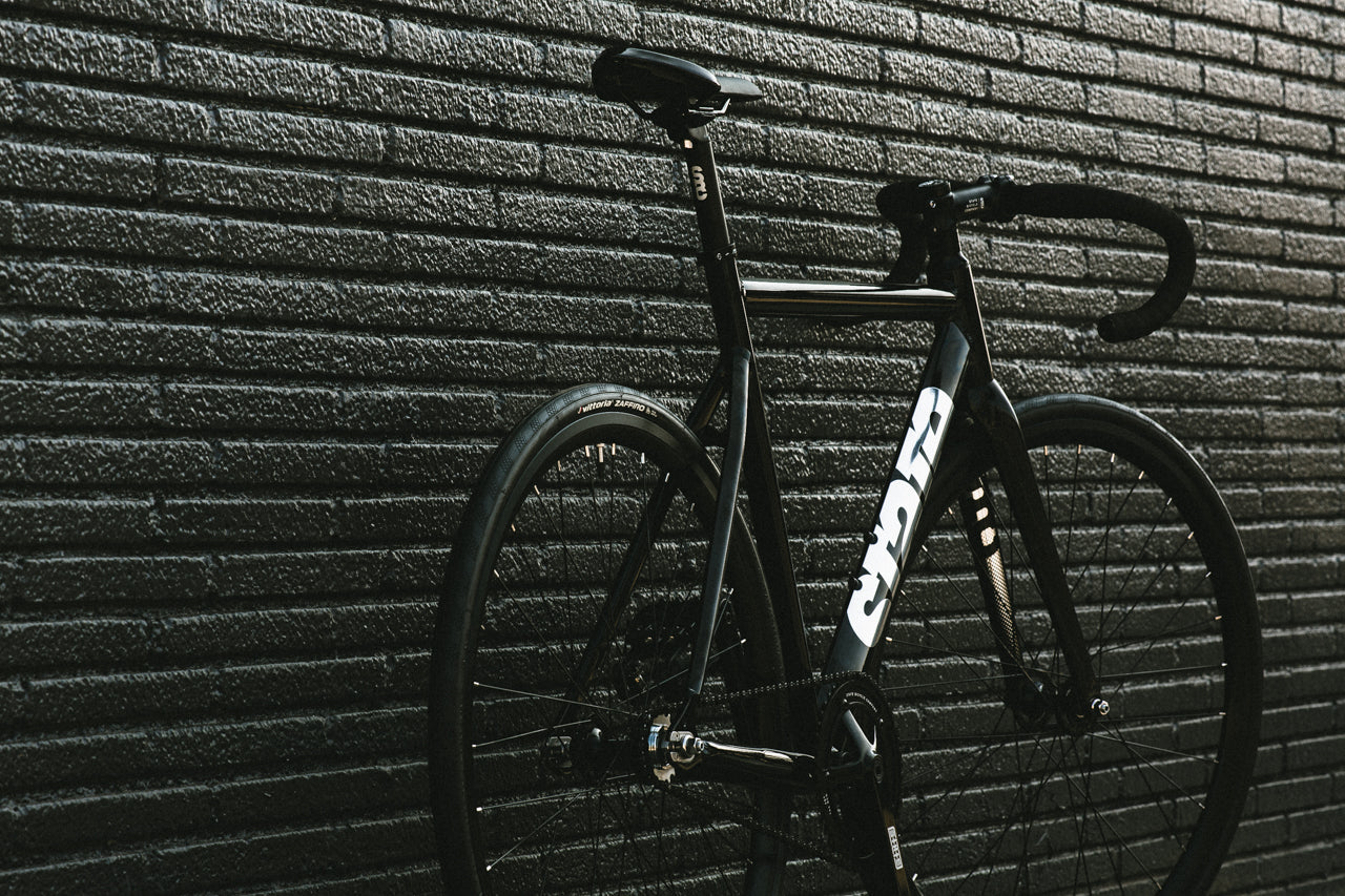 Vélo fixie / singlespeed State Bicycle 6061 Black Label v3