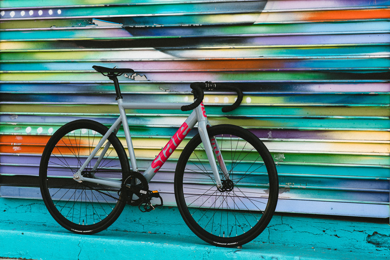 Vélo fixie / singlespeed State Bicycle 6061 Black Label v3