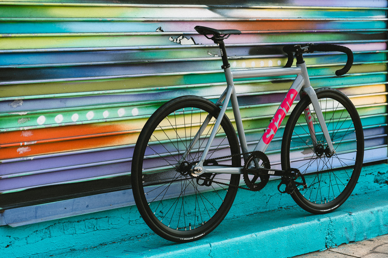 Vélo fixie / singlespeed State Bicycle 6061 Black Label v3