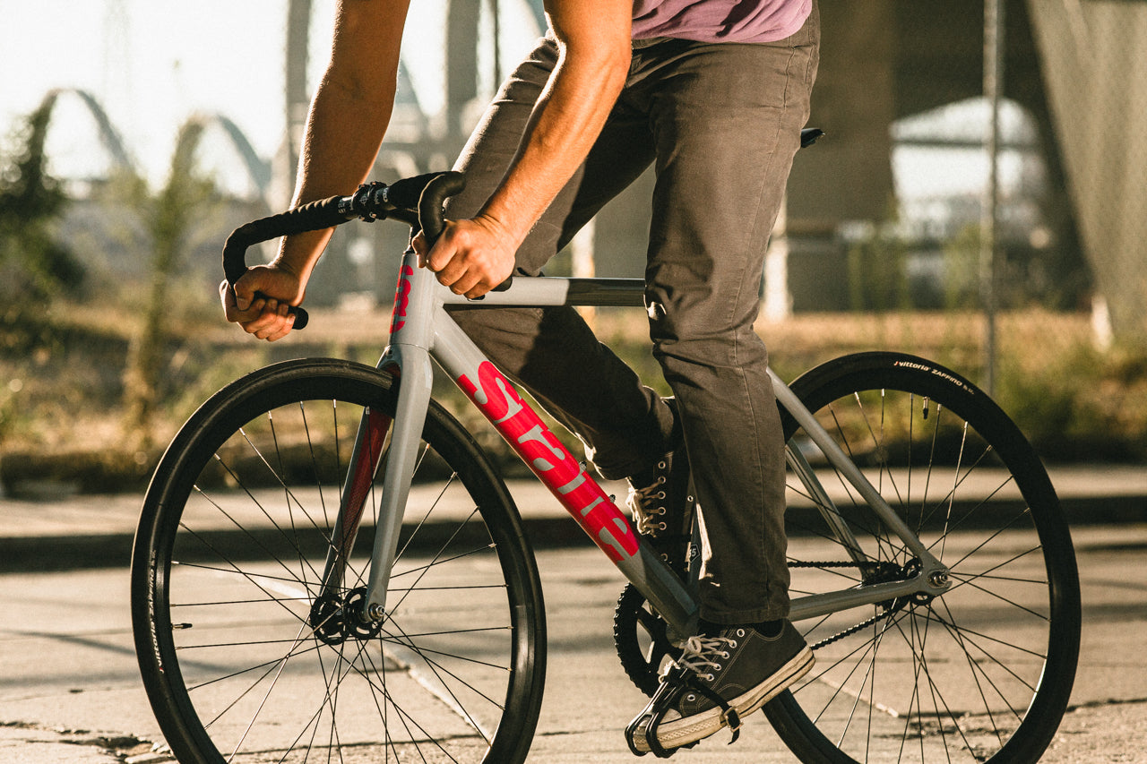 Vélo fixie / singlespeed State Bicycle 6061 Black Label v3