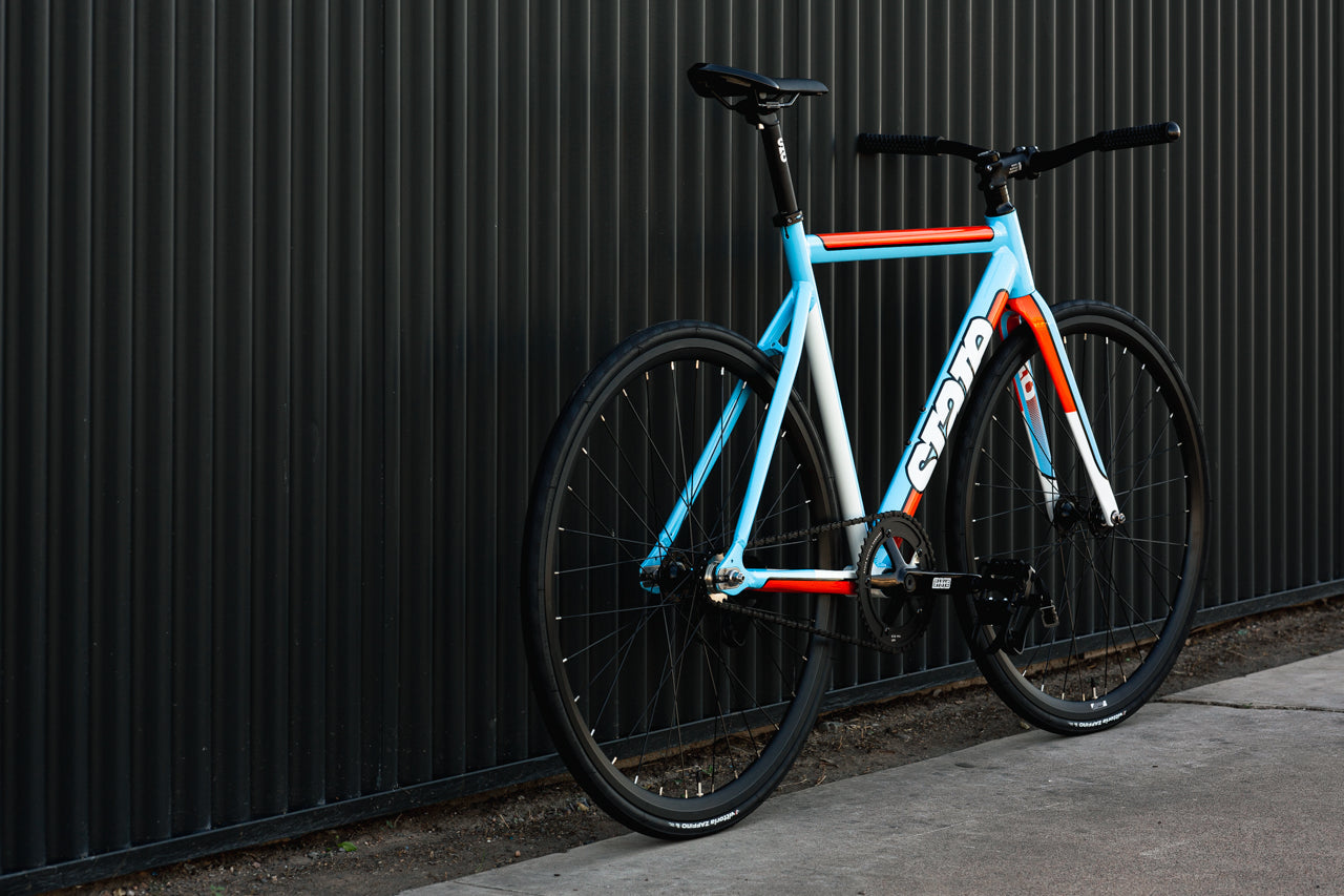 Vélo fixie / singlespeed State Bicycle 6061 Black Label v3