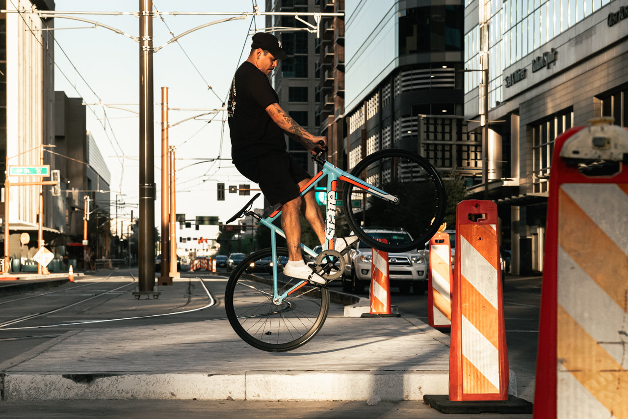 Vélo fixie / singlespeed State Bicycle 6061 Black Label v3