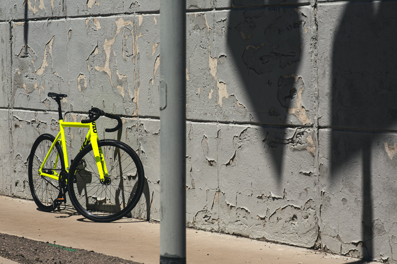 Vélo fixie / singlespeed State Bicycle 6061 Black Label v3