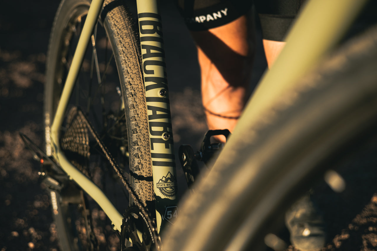 Gravel bike State Bicycle 6061 Black Label All-Road