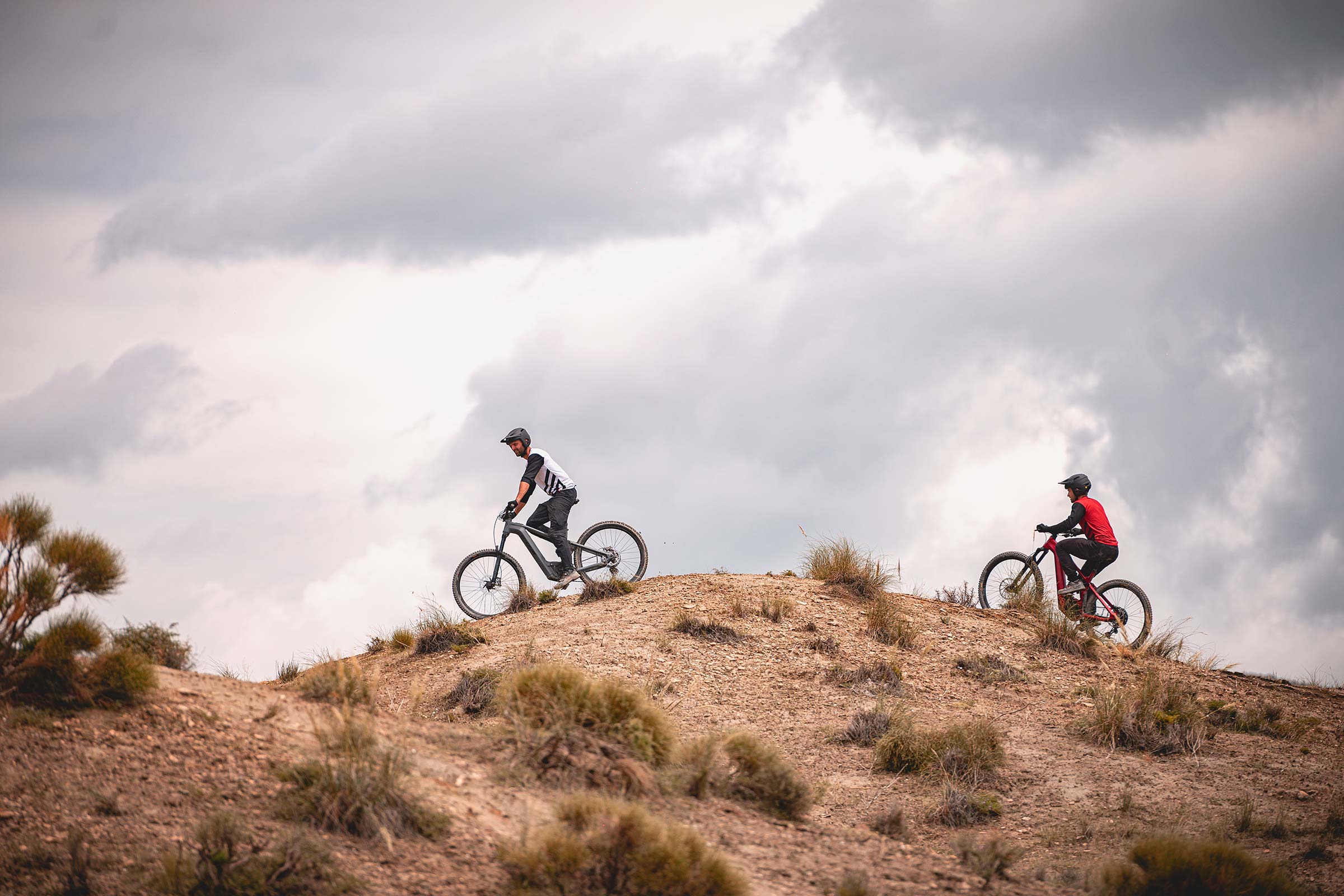 VTT électrique tout suspendu G-ONE Black Hill FS 1