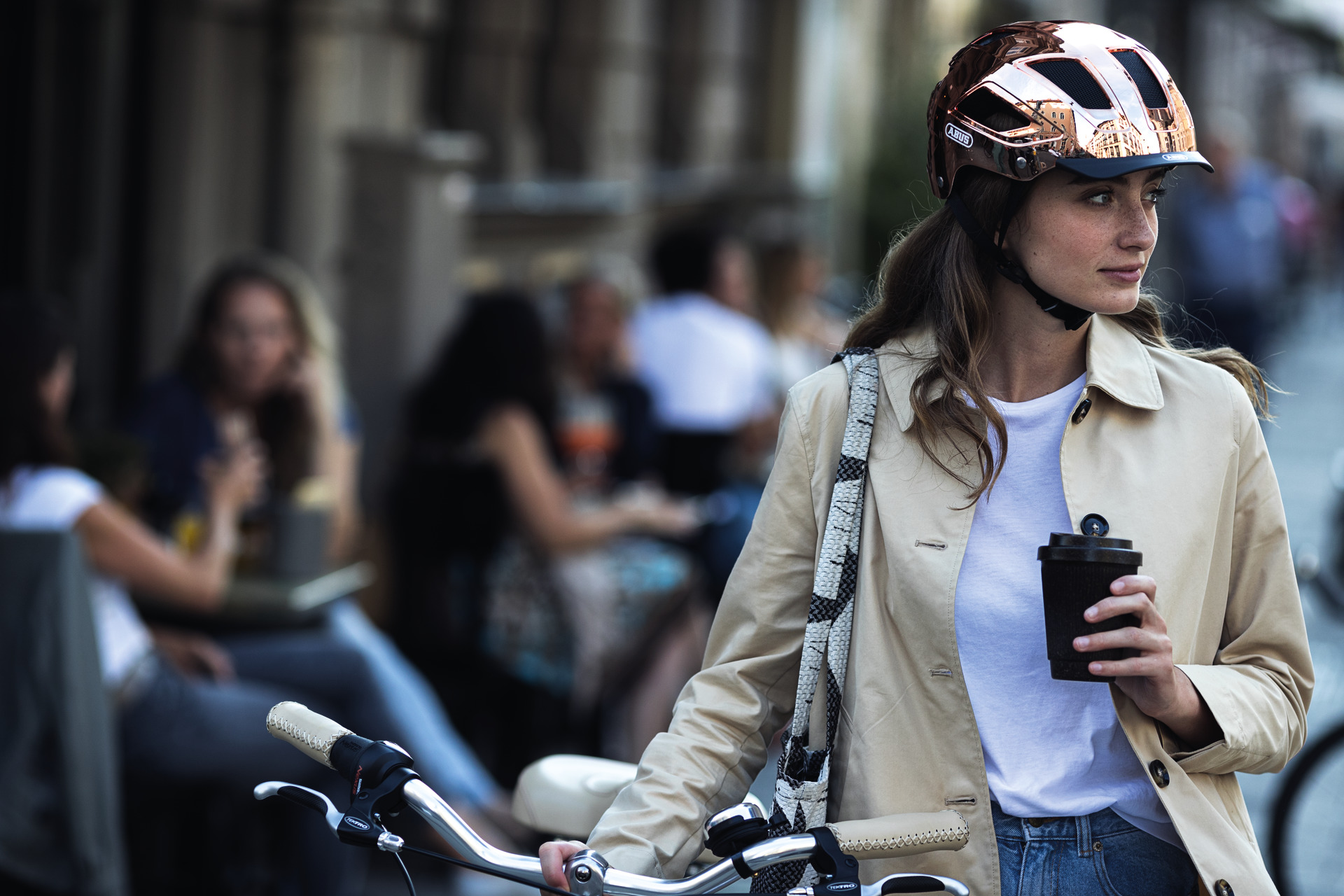 casque-abus-velo-ville-hyban-20-chrome-chrome-rose-3.jpg